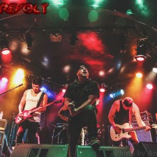 A MIRROR HOLLOW LIVE