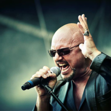 LIVE REVIEW AND PHOTOS:  GEOFF TATE