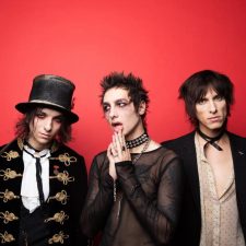 Palaye Royale Release Video For New Track ‘Hang On To Yourself’